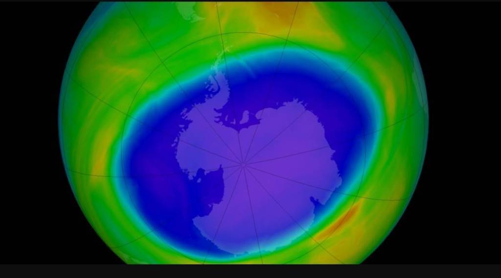 Ozone hole over Antarctica reaches its maximum extent, larger than usual